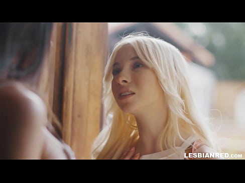 ❤️ U-Girl ufika ekhaya ezinyangeni ezimbalwa kamuva futhi ugcina edla ingquza kasingamama wakhe Ividiyo yocansi ku-zu.sexvideogif.ru ☑